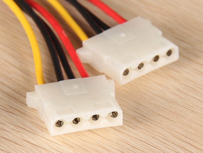 cap-sata-sang-ide-4pin