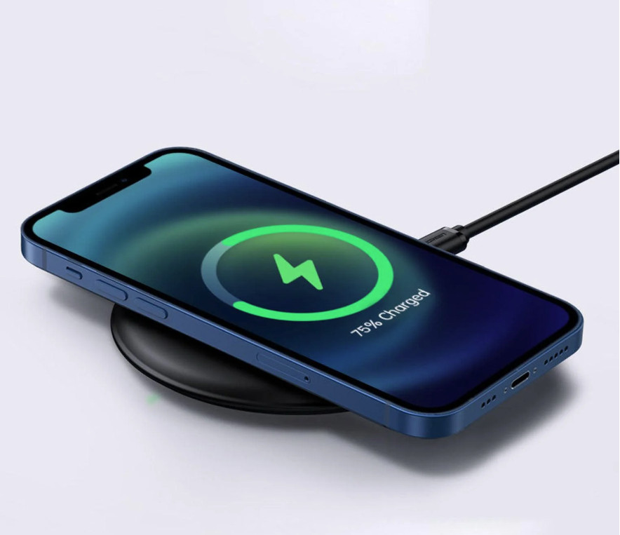Sạc không dây cho điện thoại thông minh màu đen Ugreen 15112 Sạc không dây cho điện thoại thông minh màu đen Ugreen 15112