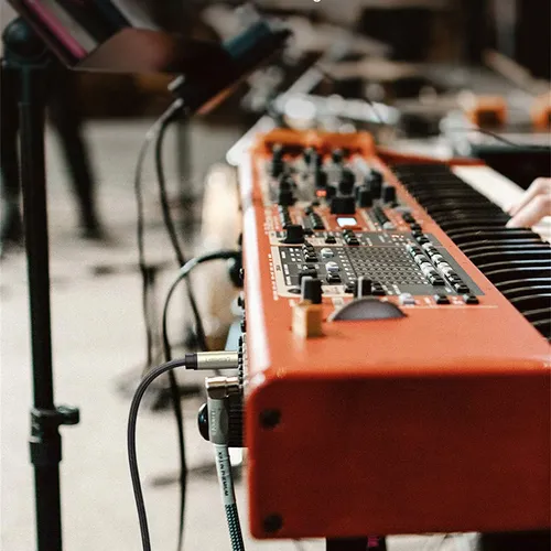 Cáp âm thanh 6,5mm dài 5M Ugreen 10640