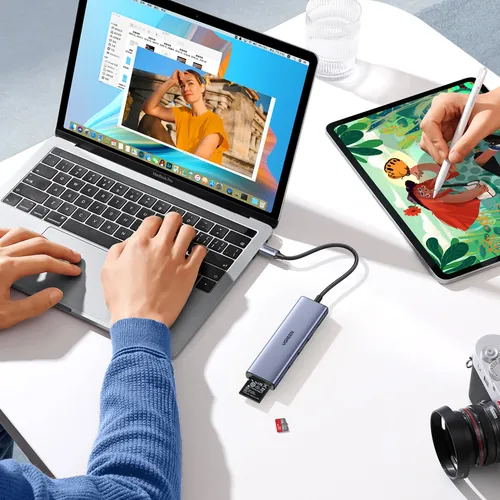 Bộ chuyển đổi USB-C sang 3*USB 3.0+HDMI+SD/TF hỗ trợ 4K Ugreen (20956)
