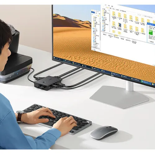 Bộ gộp VGA 2 ra 1 có KVM Ugreen 90490