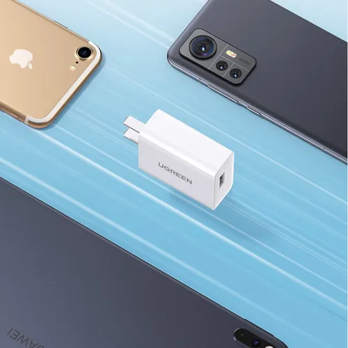 Củ sạc nhanh 18W chuẩn USB hỗ trợ QC 3.0 Ugreen 10133