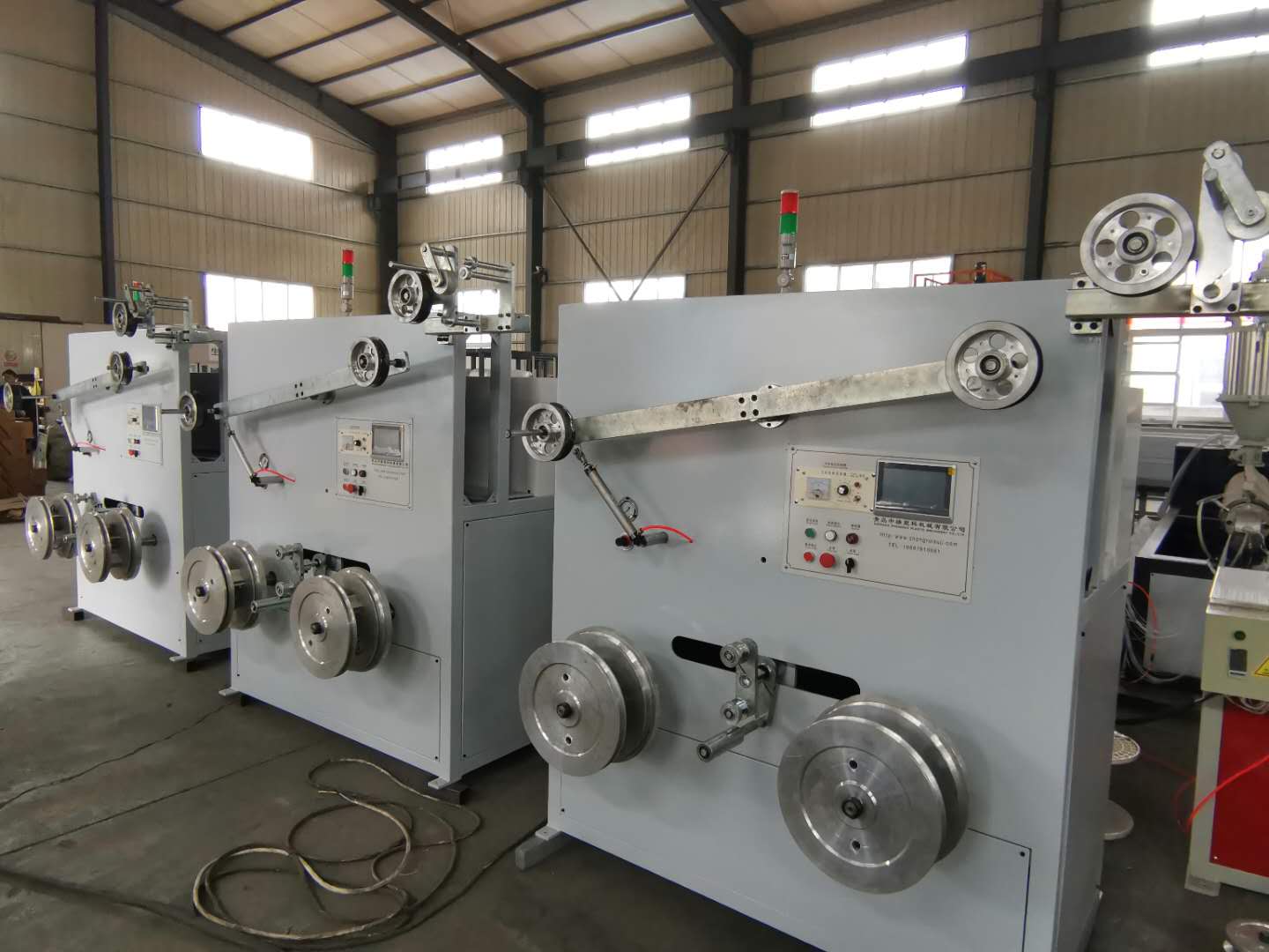 QINGDAO ZHONGRUI PLASTIC MACHINERY