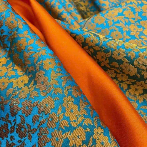 Vải áo dài tơ tằm Nha xá hoa cúc đỏ