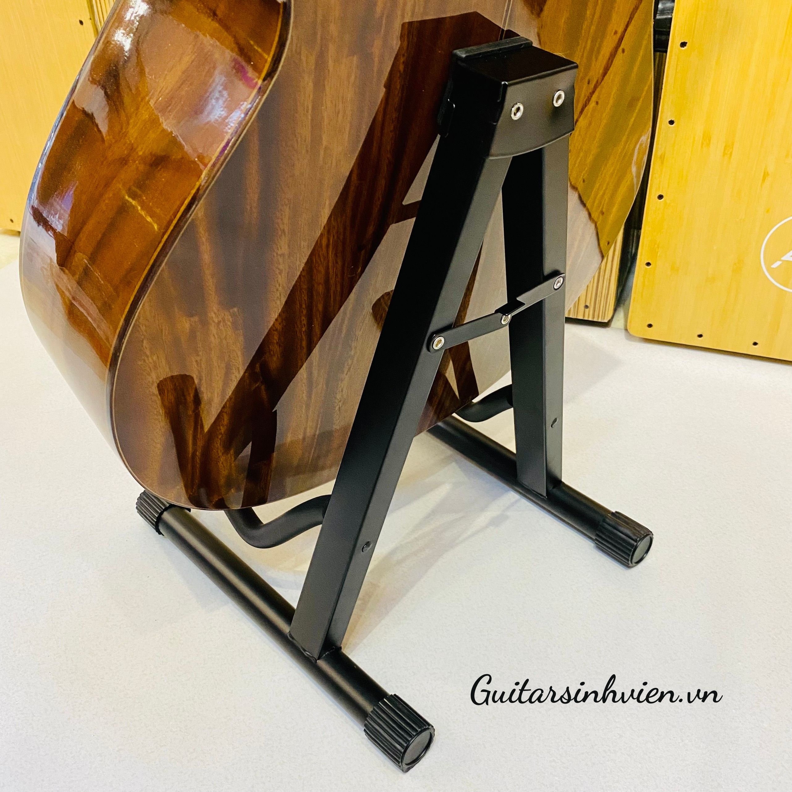 Chân để đàn guitar chữ A Chân để đàn guitar chữ A