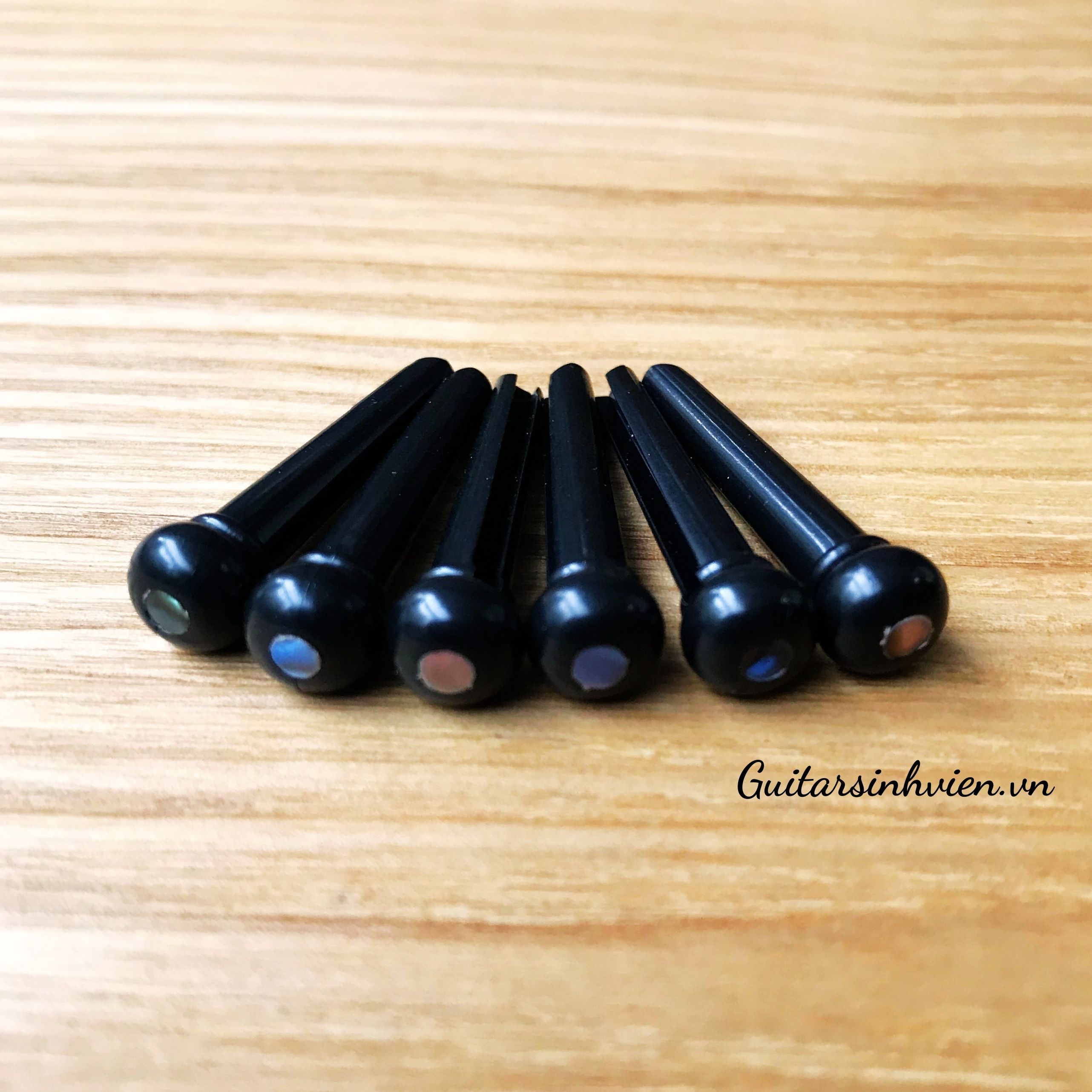 Chốt ghim dây đàn guitar màu đen Chốt ghim dây đàn guitar màu đen