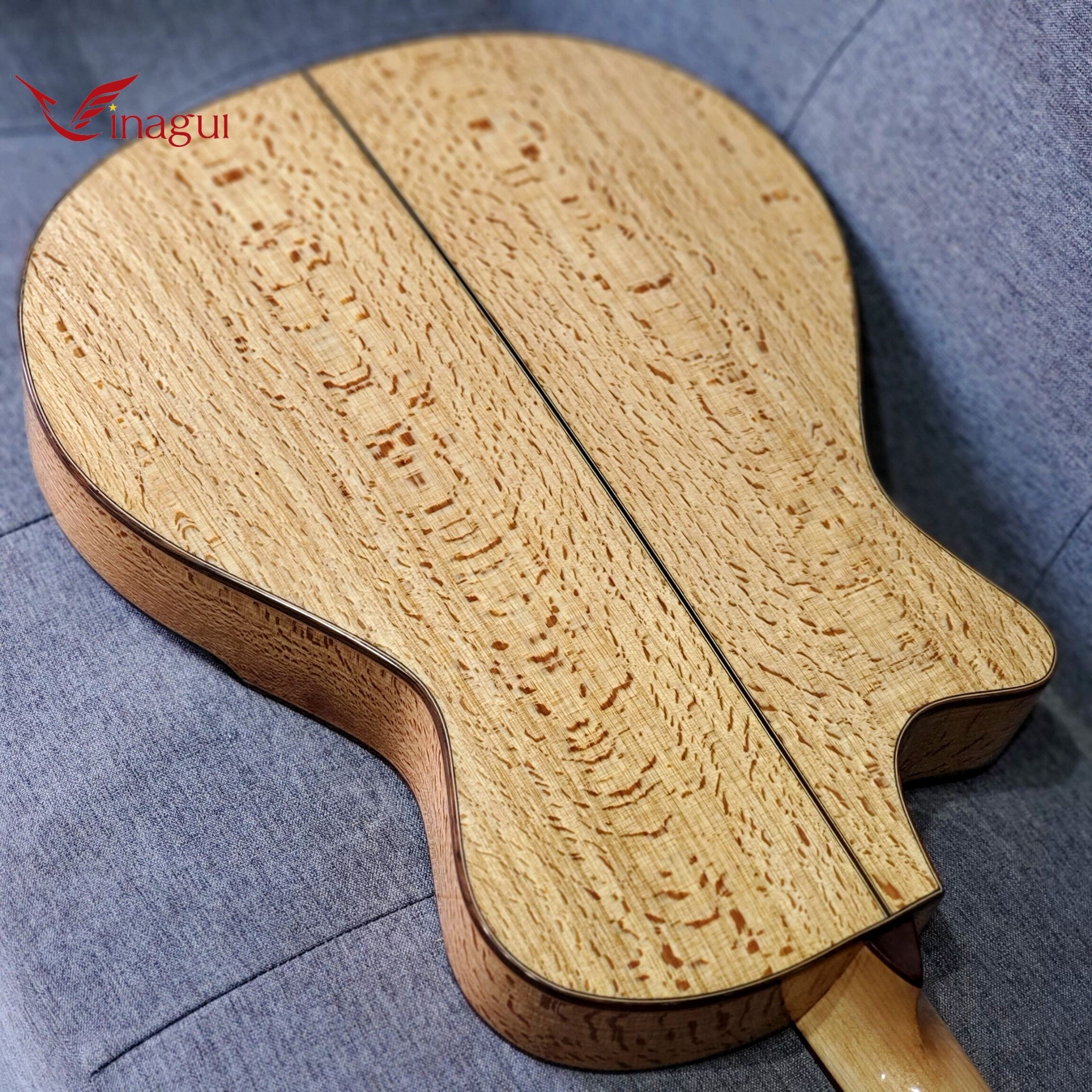 Đàn Guitar Gỗ Sồi Custom Cao Cấp Vinagui VF01 Đàn Guitar Gỗ Sồi Custom Cao Cấp Vinagui VF01