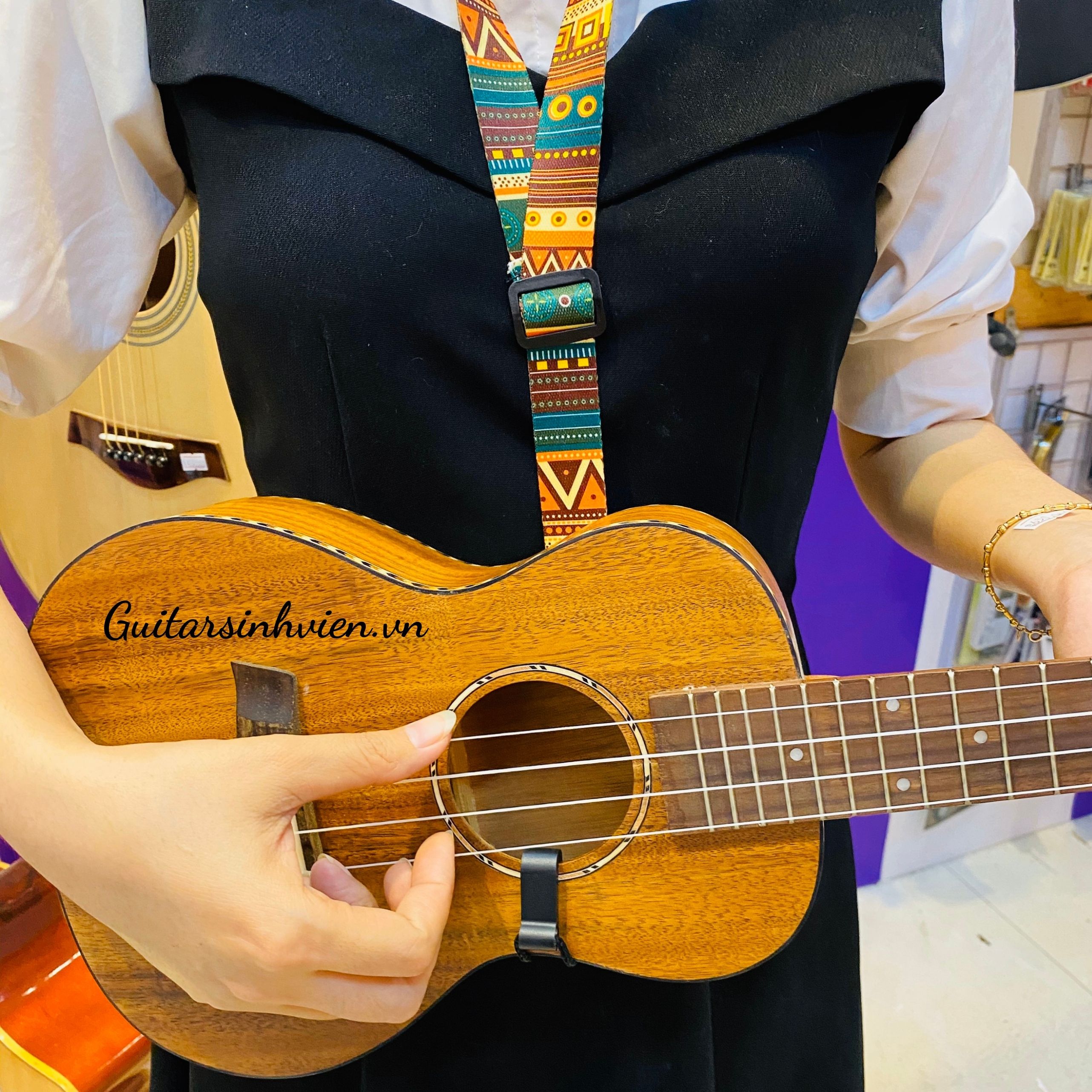 Dây đeo đàn ukulele không cần chốt cao cấp Dây đeo đàn ukulele không cần chốt cao cấp