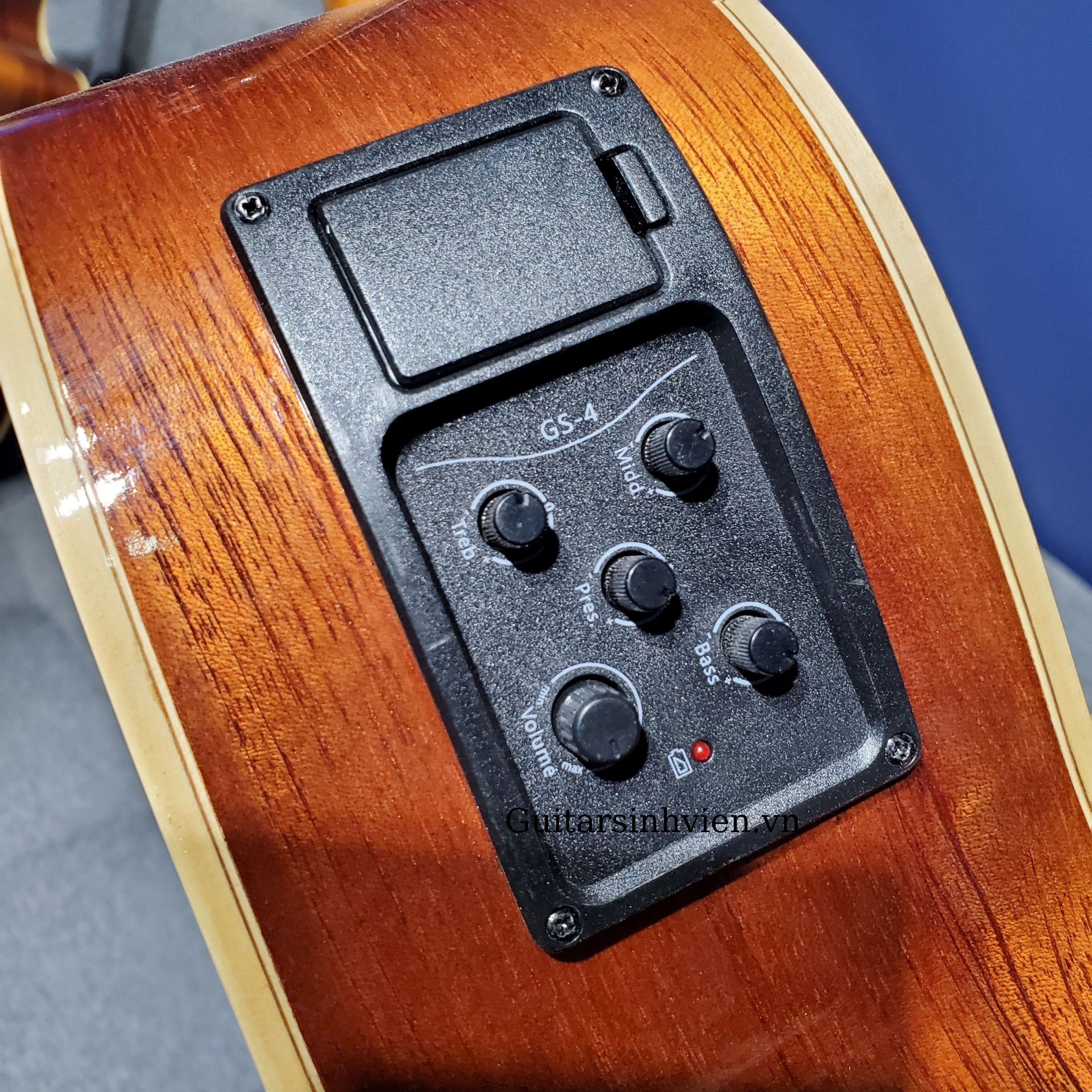 Lắp EQ guitar GS4 Lắp EQ guitar GS4