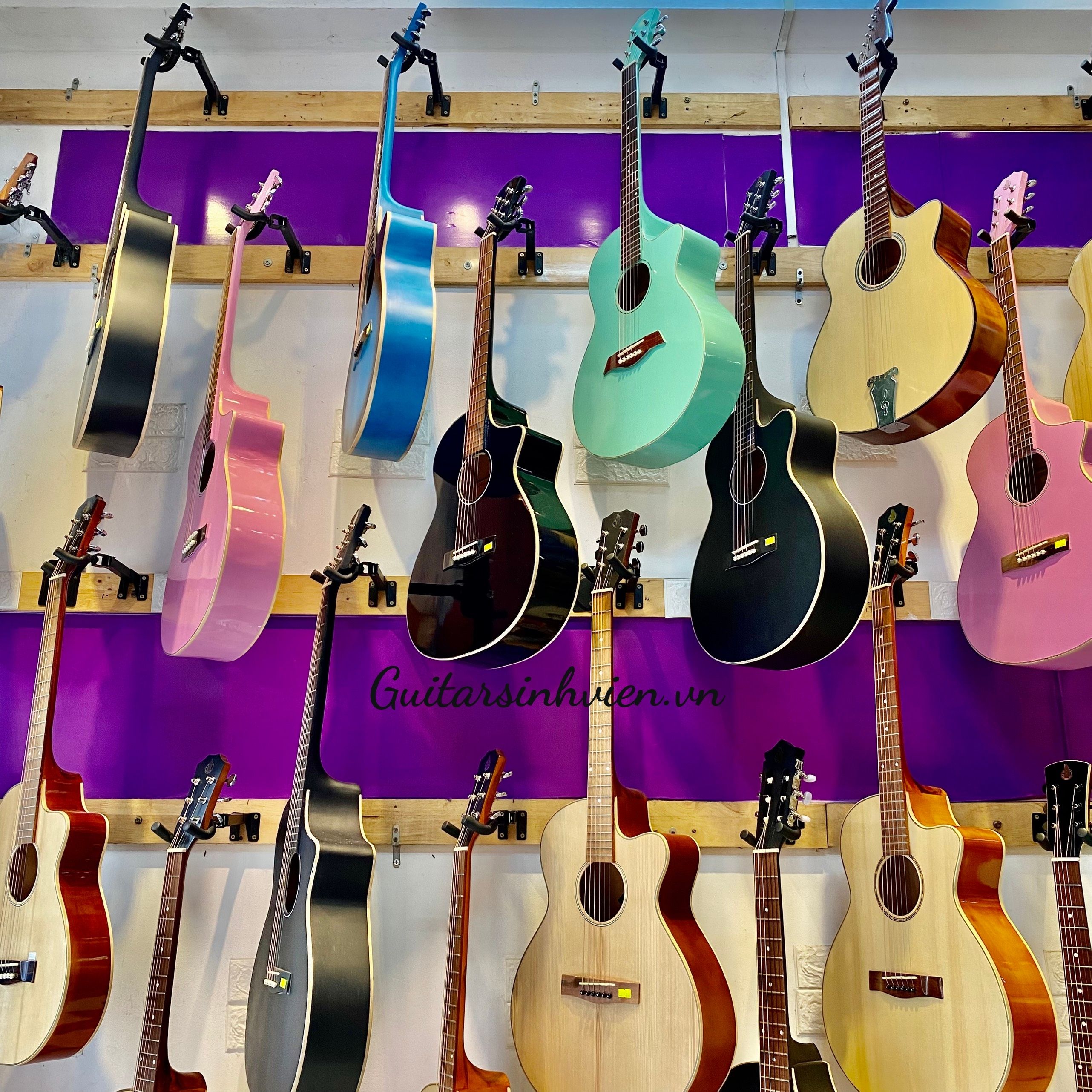 Tay treo đàn guitar gắn tường loại dài N2 Tay treo đàn guitar gắn tường loại dài N2