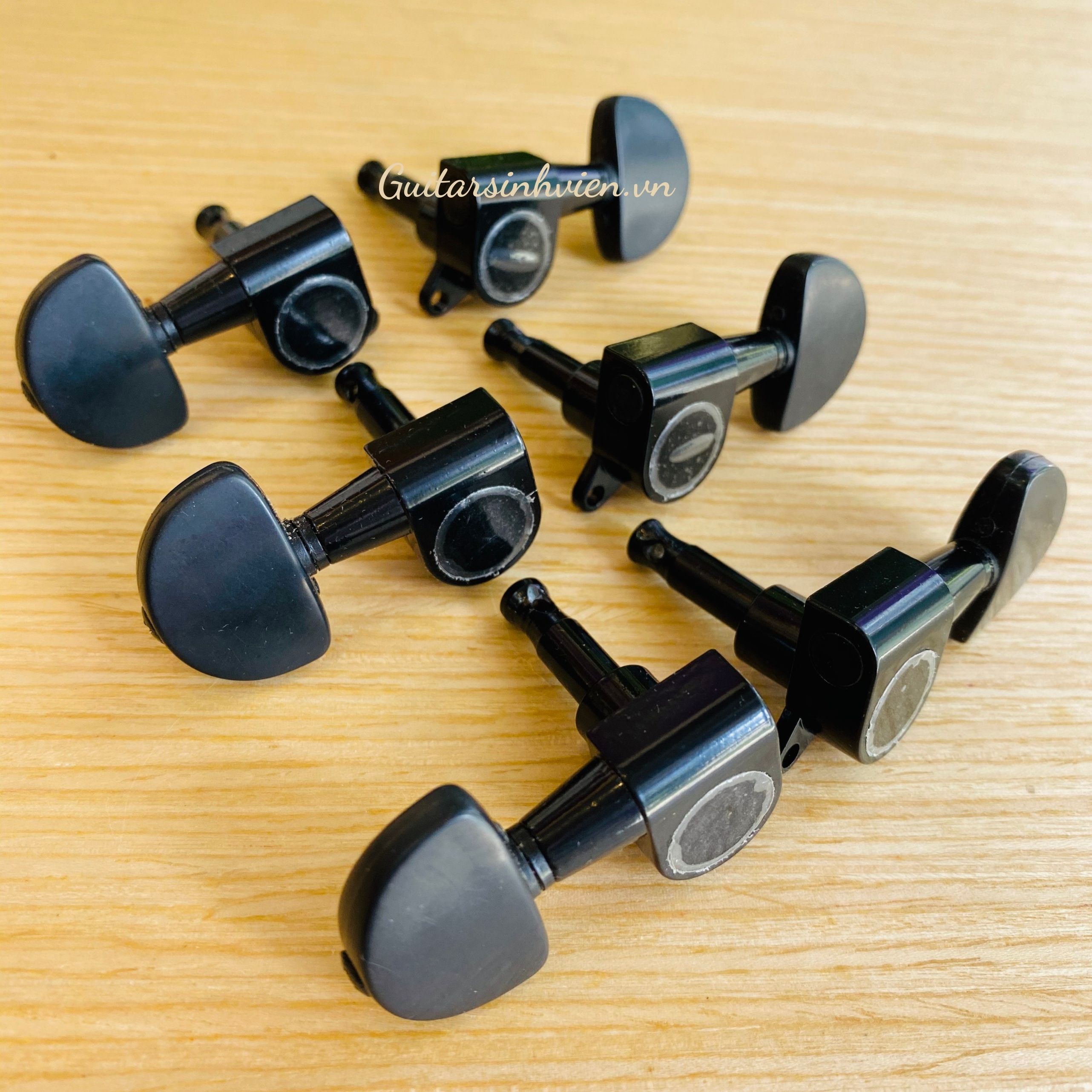 Khóa đàn guitar acoustic đúc màu đen Khóa đàn guitar acoustic đúc màu đen
