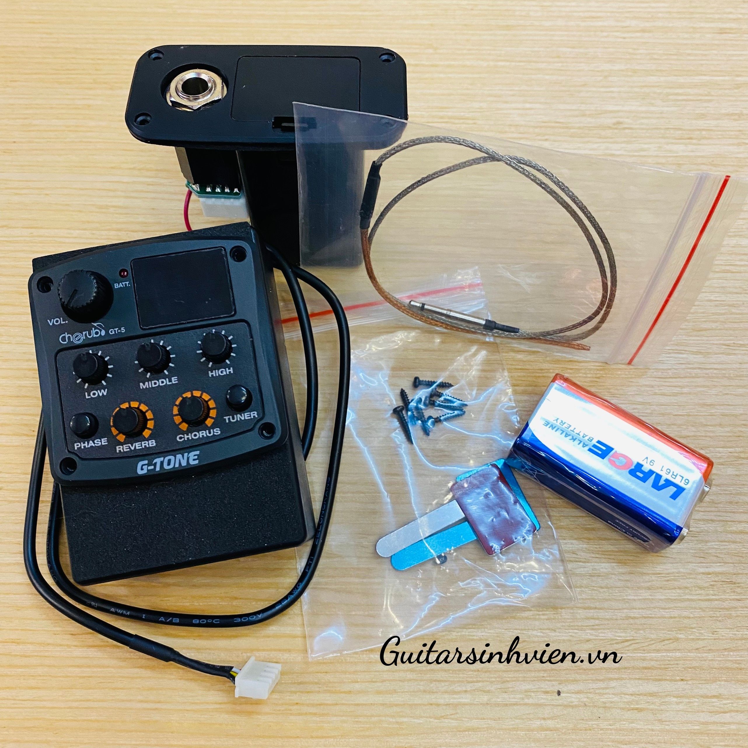 Lắp EQ đàn guitar EQ GTONE 5 chính hãng