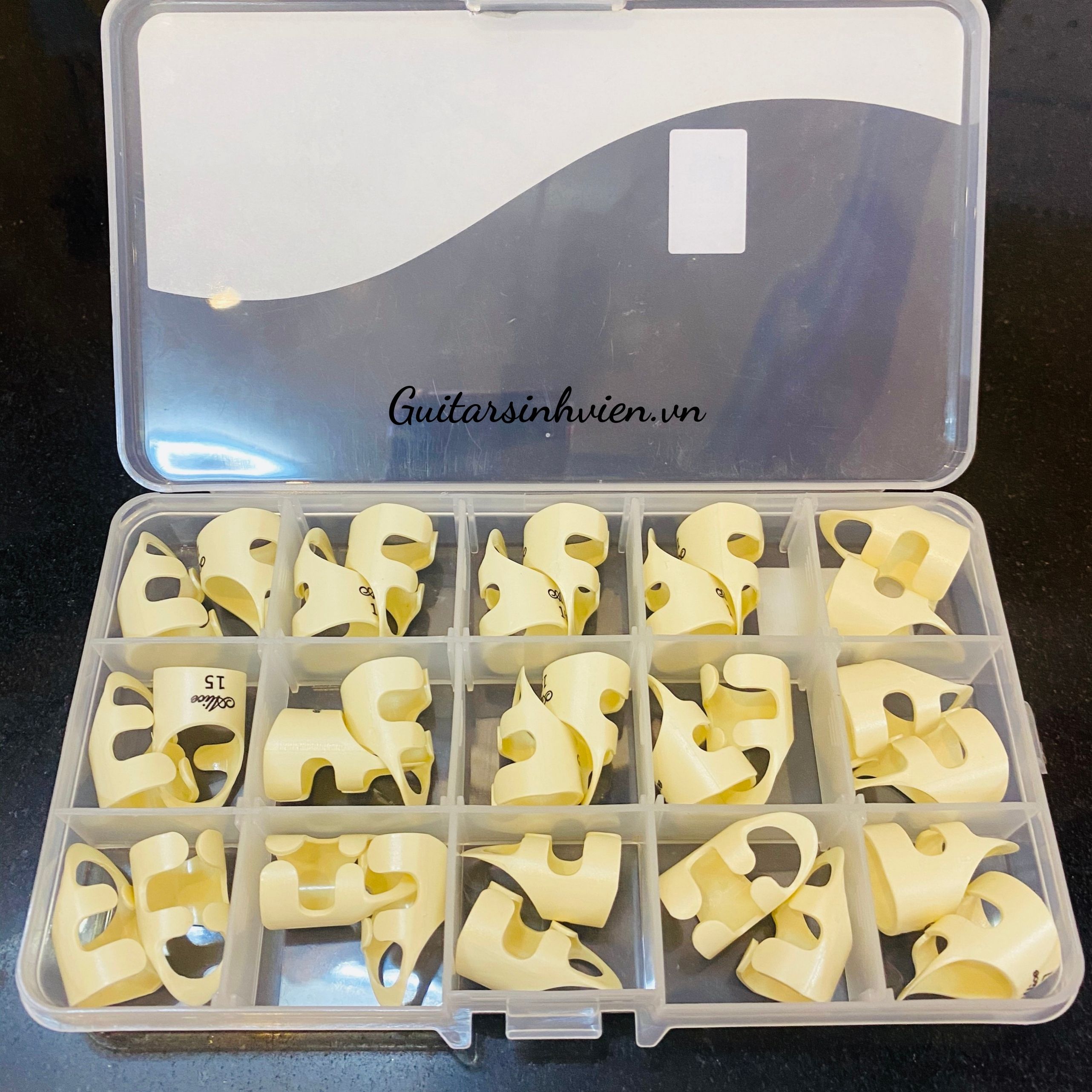 Móng giả gãy đàn Alice Móng giả gãy đàn Alice