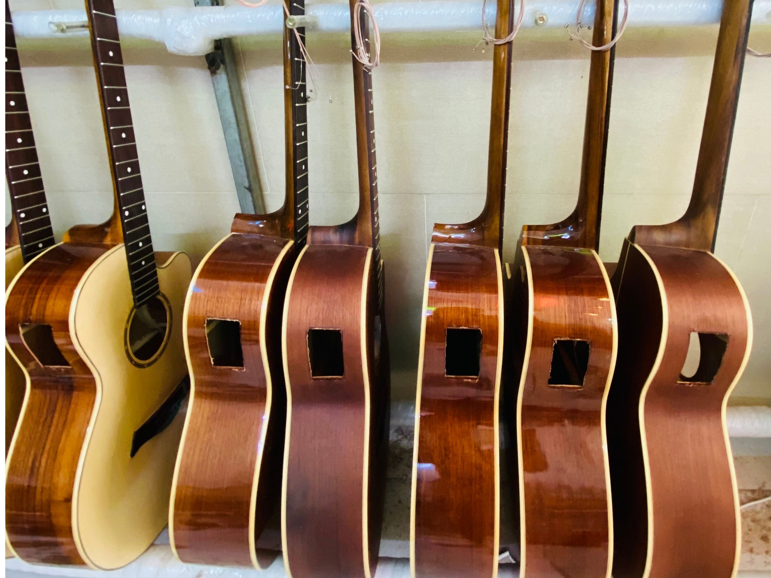 NÊN LẮP EQ GÌ CHO ĐÀN GUITAR? NÊN LẮP EQ GÌ CHO ĐÀN GUITAR?