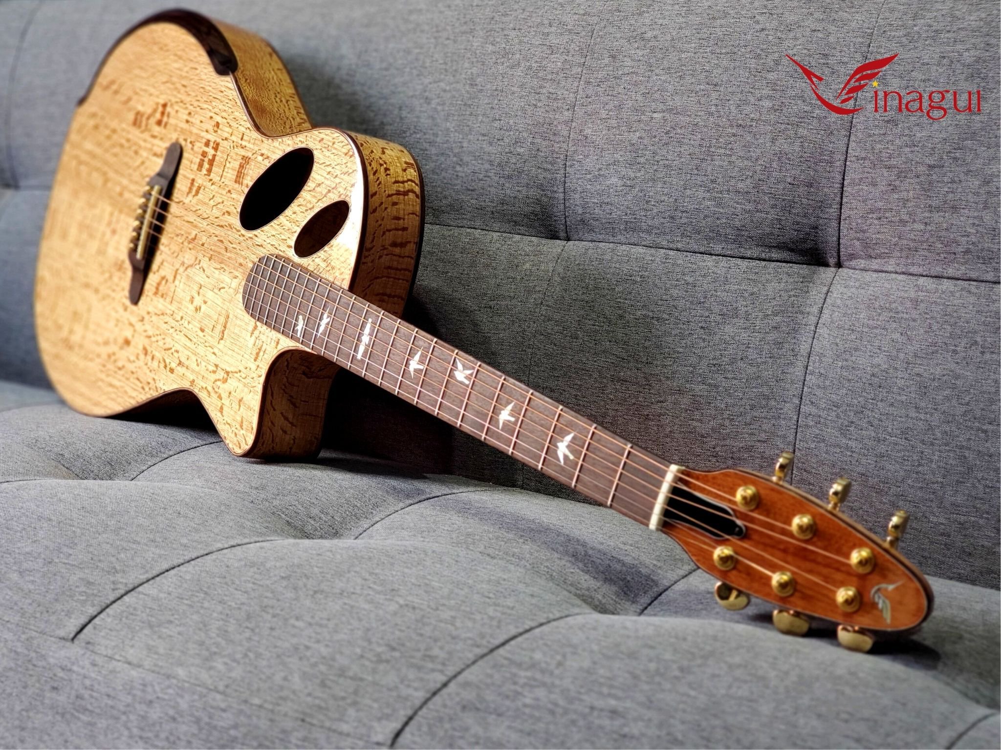 Đàn Guitar Gỗ Sồi Custom Cao Cấp Vinagui VF01