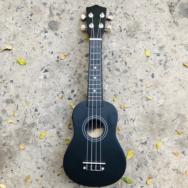 Đàn ukulele soprano màu đen 