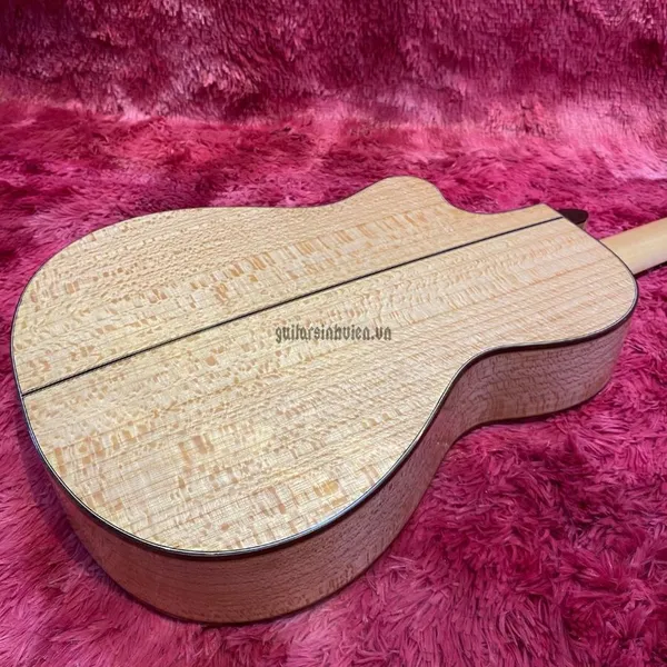 Đàn guitar classic thùng mỏng như đàn "Chí Tài" cao cấp SV-C6