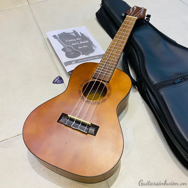 Đàn ukulele concert giá rẻ UKU23R