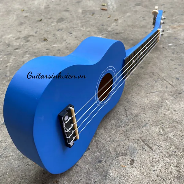 Đàn ukulele soprano màu xanh dương 