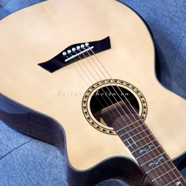 Đàn guitar acoustic Việt Nam custom cao cấp V5