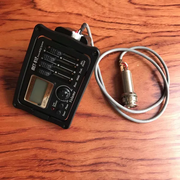 Lắp EQ đàn guitar EQ MET B12 chính hãng