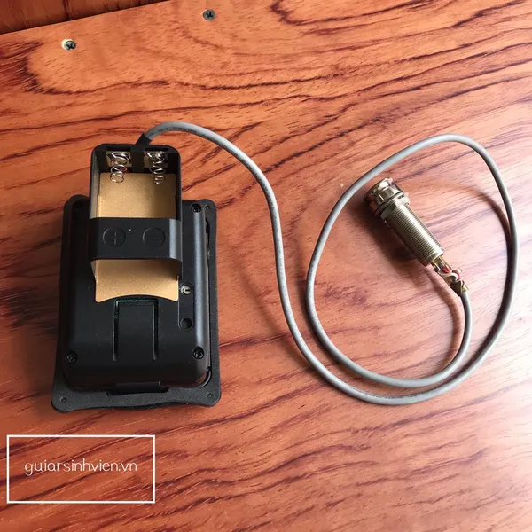 Lắp EQ đàn guitar EQ MET B12 chính hãng