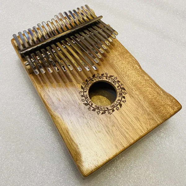 Đàn kalimba đẹp vát hông xinh xắn K2