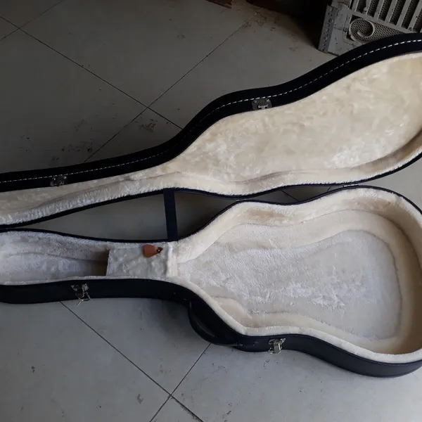 Hộp case đựng đàn guitar cao cấp