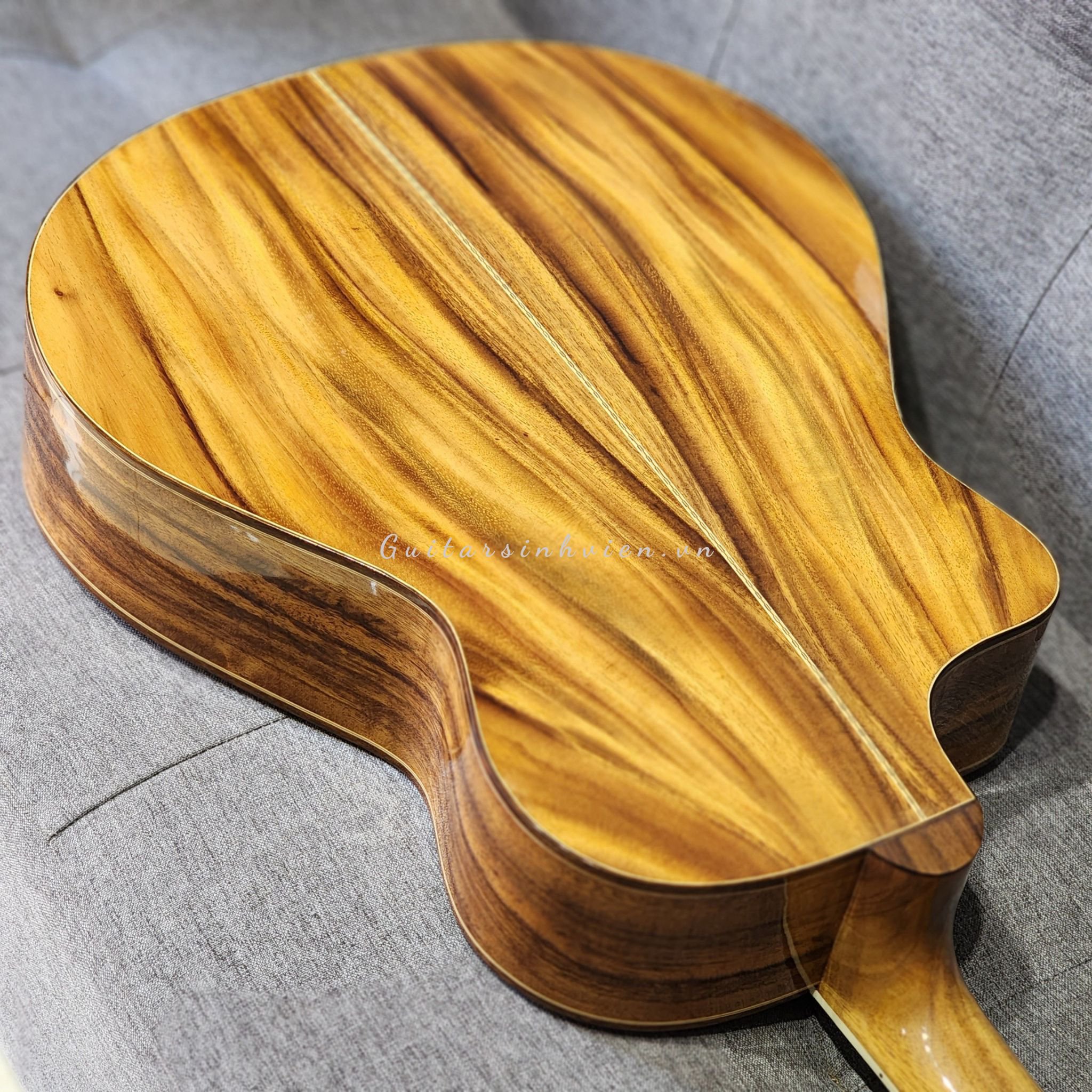 Đàn guitar acoustic gỗ điệp cao cấp SV-A5