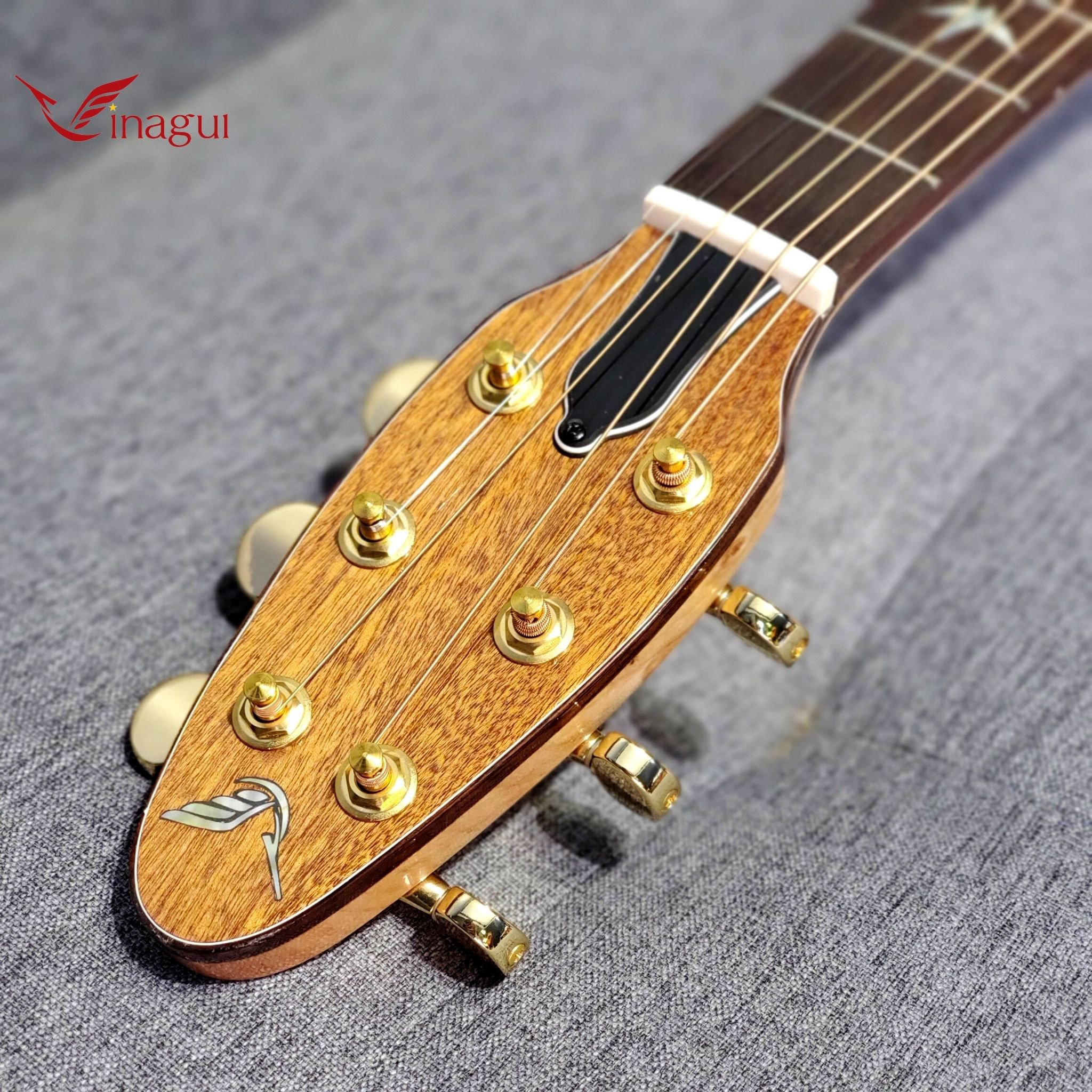 Đàn Guitar Gỗ Sồi Custom Cao Cấp Vinagui VF01