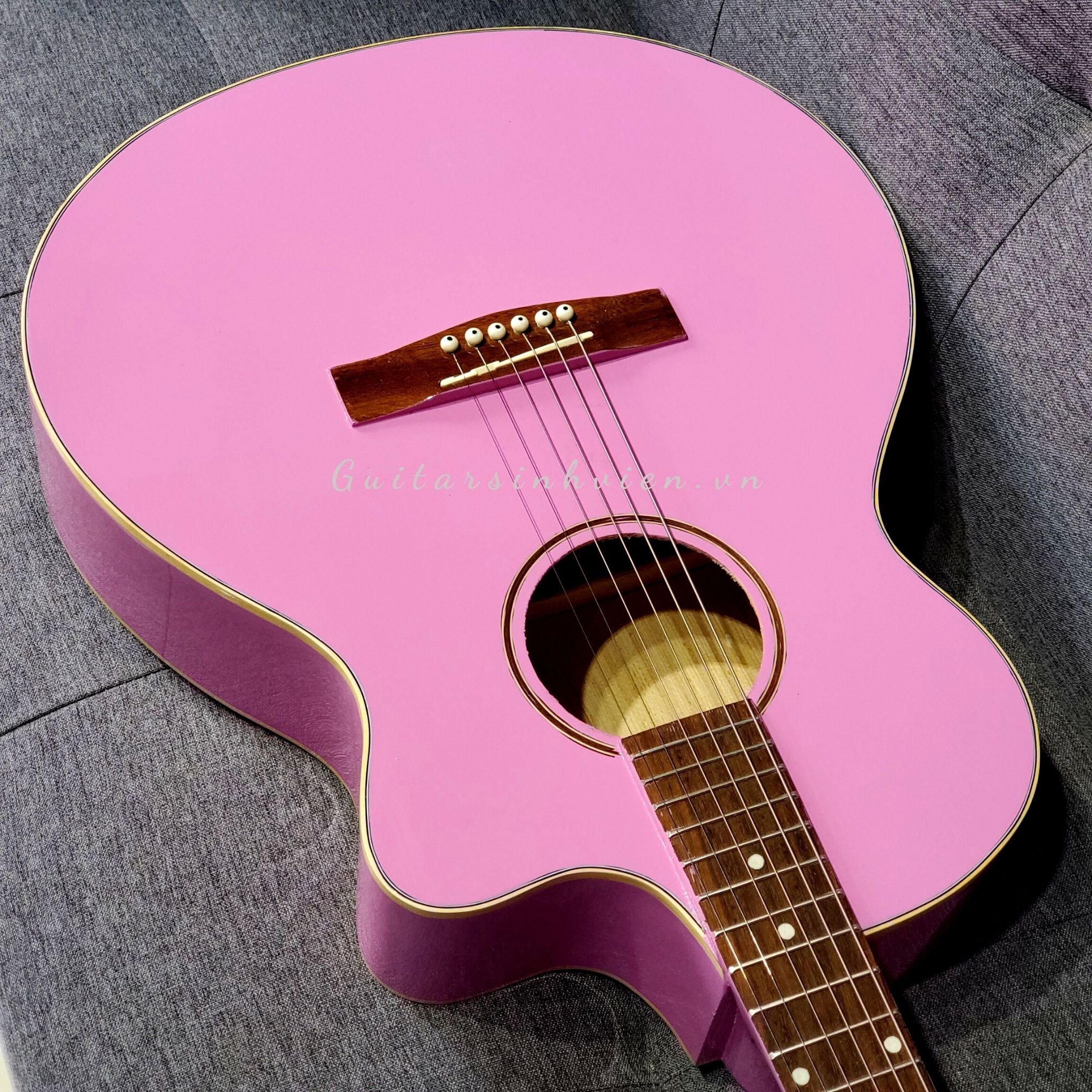 Đàn guitar acoustic màu hồng dễ thương SV-A1CL