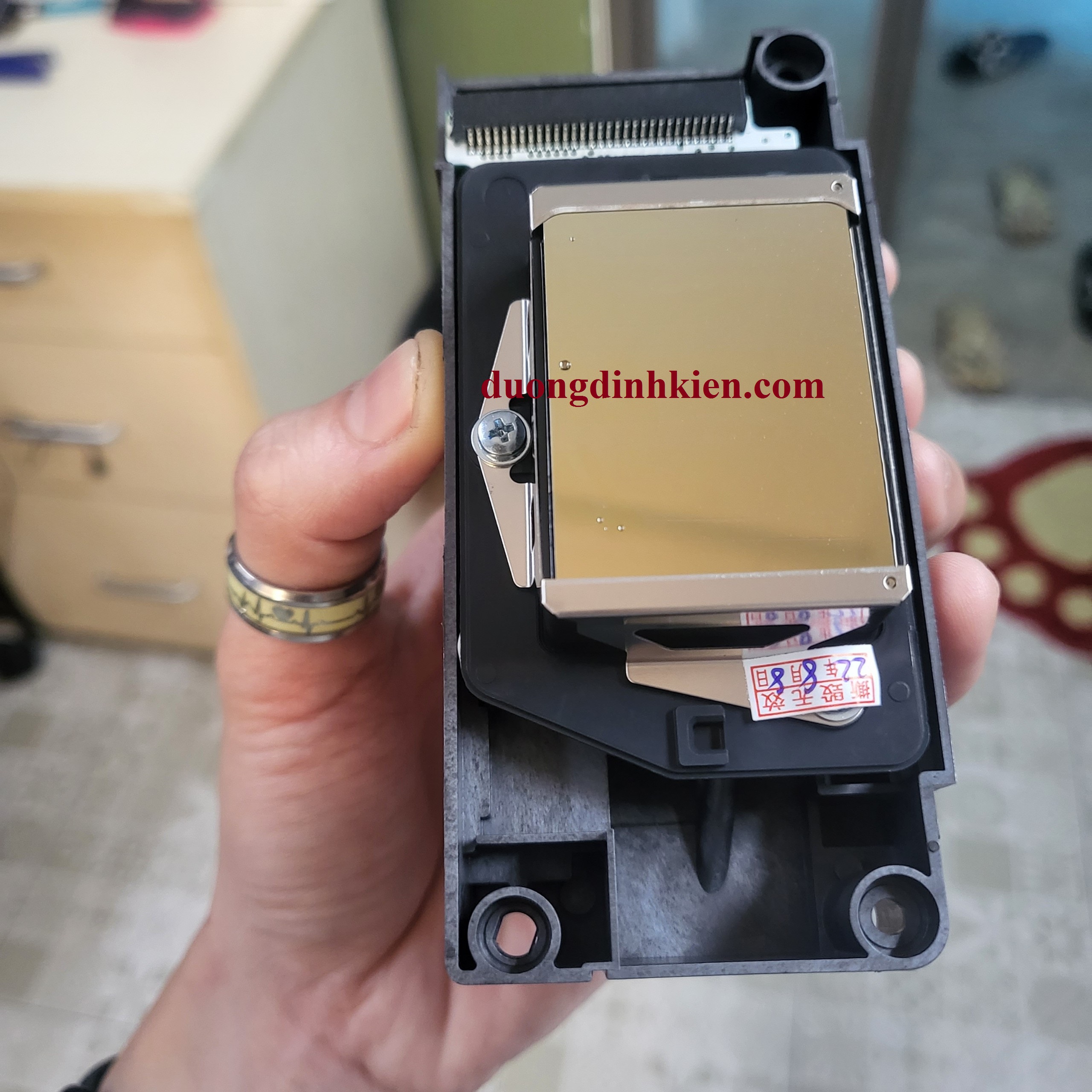 Đầu phun dx5 đế vàng giá bao nhiêu Đầu phun dx5 đế vàng giá bao nhiêu