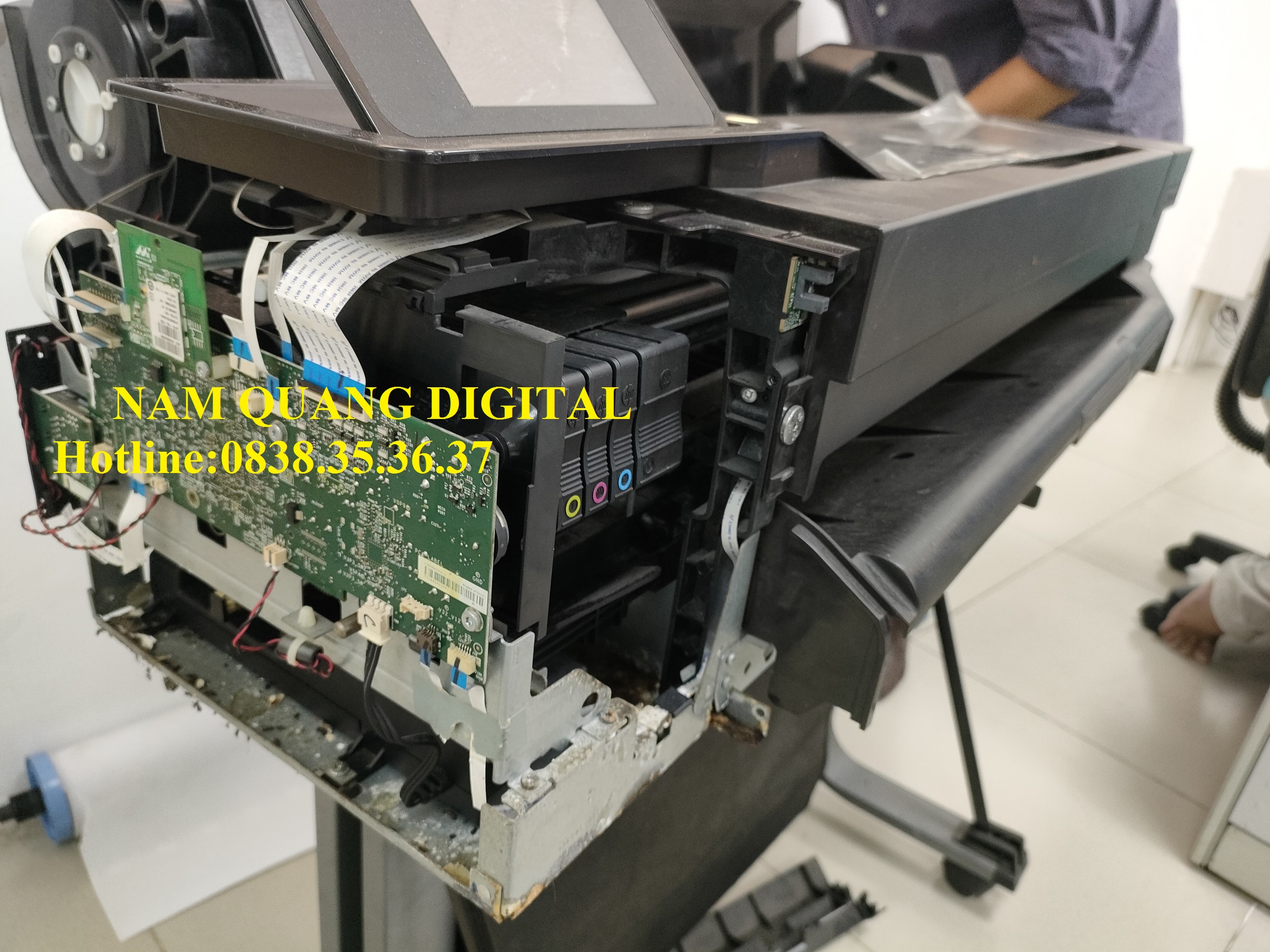 Sửa máy in màu khổ lớn HP designjetT770/T1200 báo lỗi Sửa máy in màu khổ lớn HP designjetT770/T1200 báo lỗi
