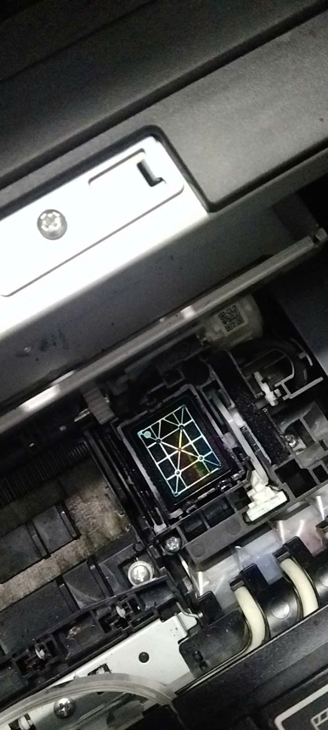 Thị trường thanh lý Epson L8050 bùng nổ – Dấu hiệu cảnh báo cho người mua mới Thị trường thanh lý Epson L8050 bùng nổ – Dấu hiệu cảnh báo cho người mua mới