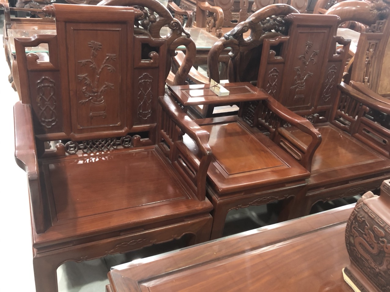 ghế Gõ đỏ Long An