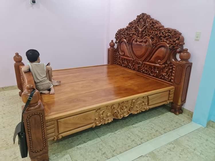 giường gõ cao cấp