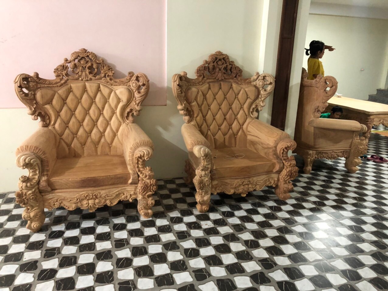 ghế gỗ cao cấp Long An