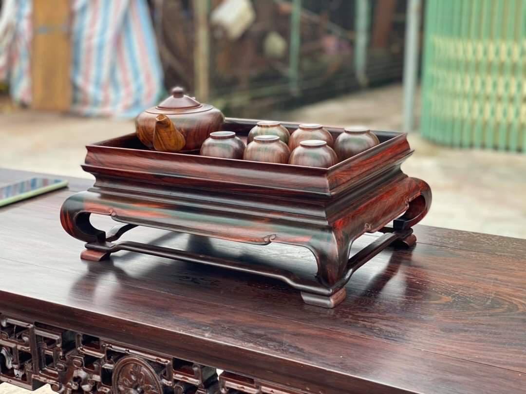 khay trà bằng gỗ khắc