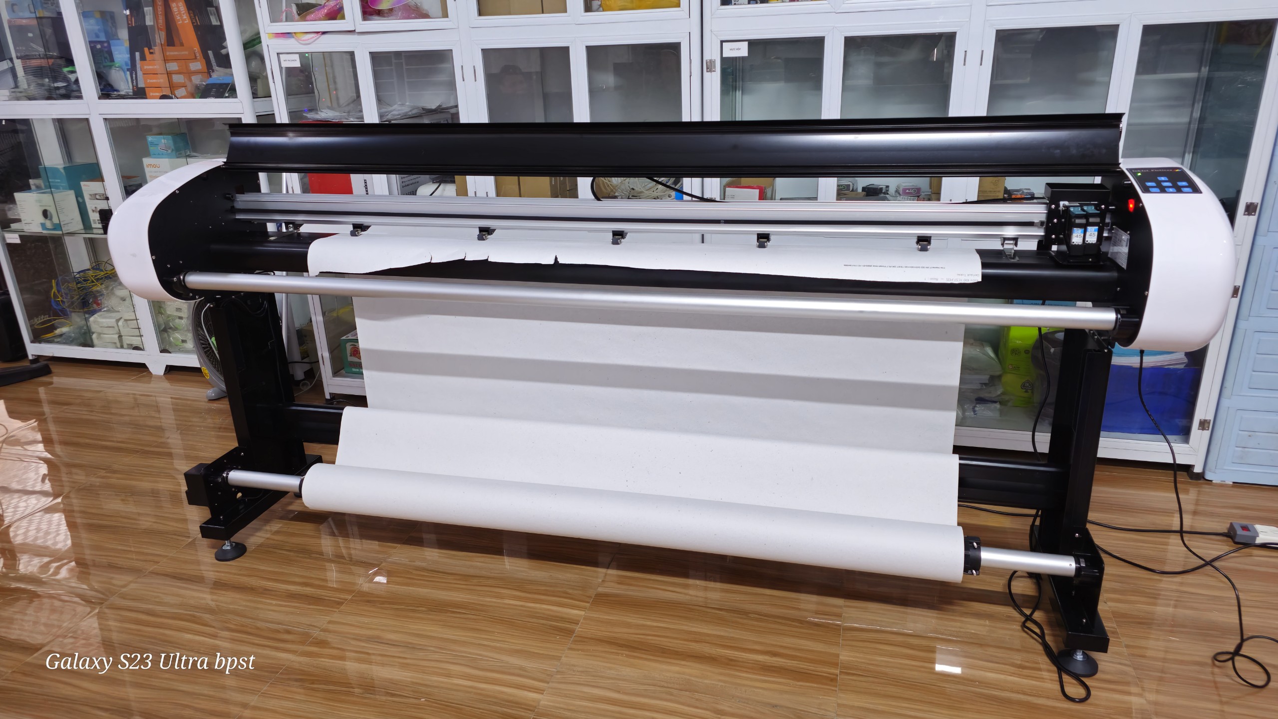 Máy in sơ đồ ngành may cũ - Giải pháp hiệu quả cho ngành may mặc Máy in sơ đồ ngành may cũ - Giải pháp hiệu quả cho ngành may mặc