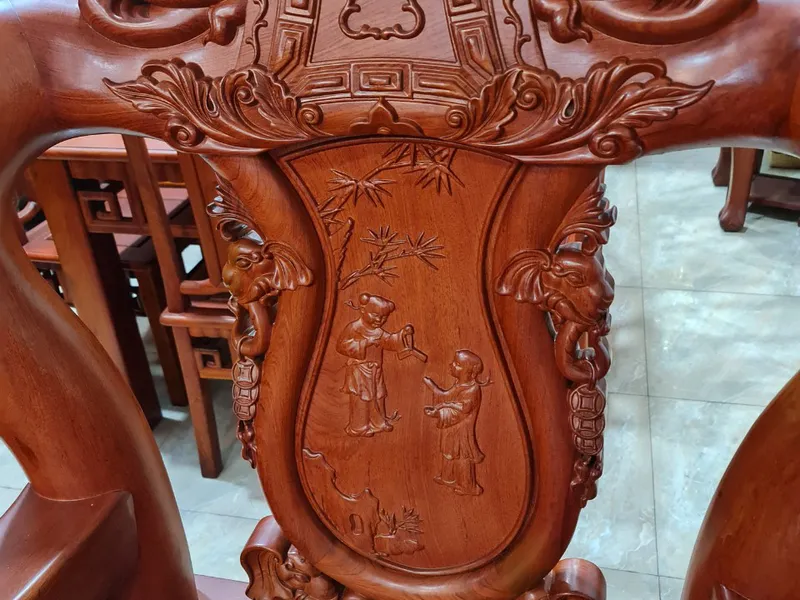 Bộ Bàn Ghế Voi Chiến Cột 13 - Gỗ Hương
