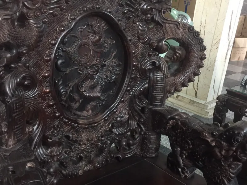 Hàng hiếm bộ bàn ghế gỗ Trắc ở TP HCM