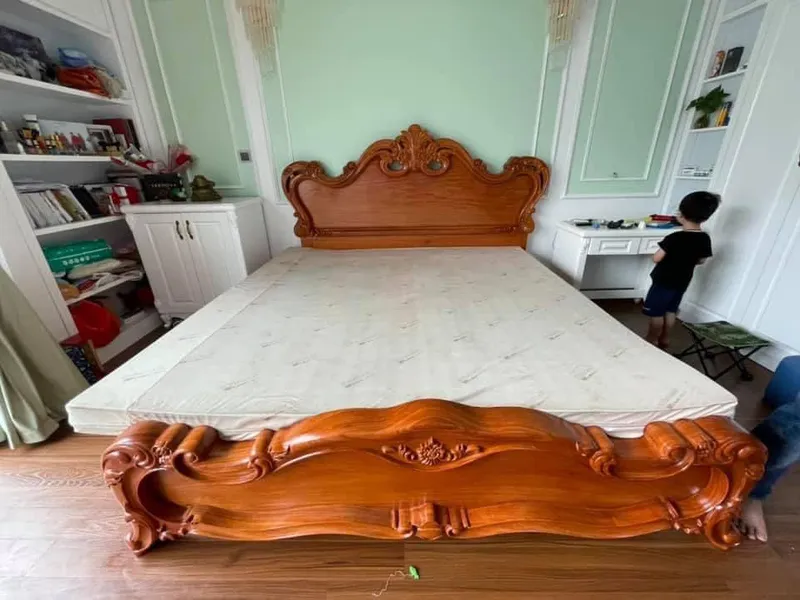 Mẫu Giường Ngủ Tân Cổ Điển