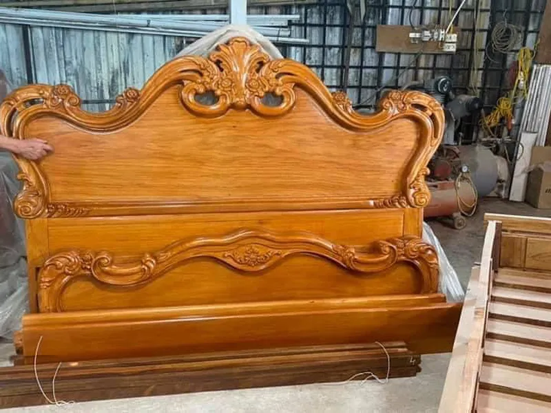 Mẫu Giường Ngủ Tân Cổ Điển