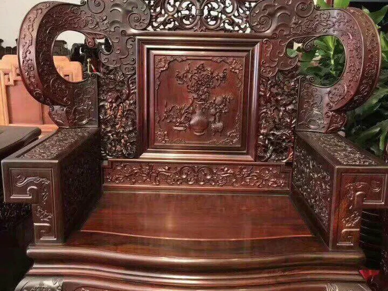 CÁC MẪU BÀN GHẾ SANG TRỌNG ĐẲNG CẤP