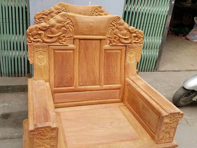 CÁC MẪU BÀN GHẾ SANG TRỌNG ĐẲNG CẤP