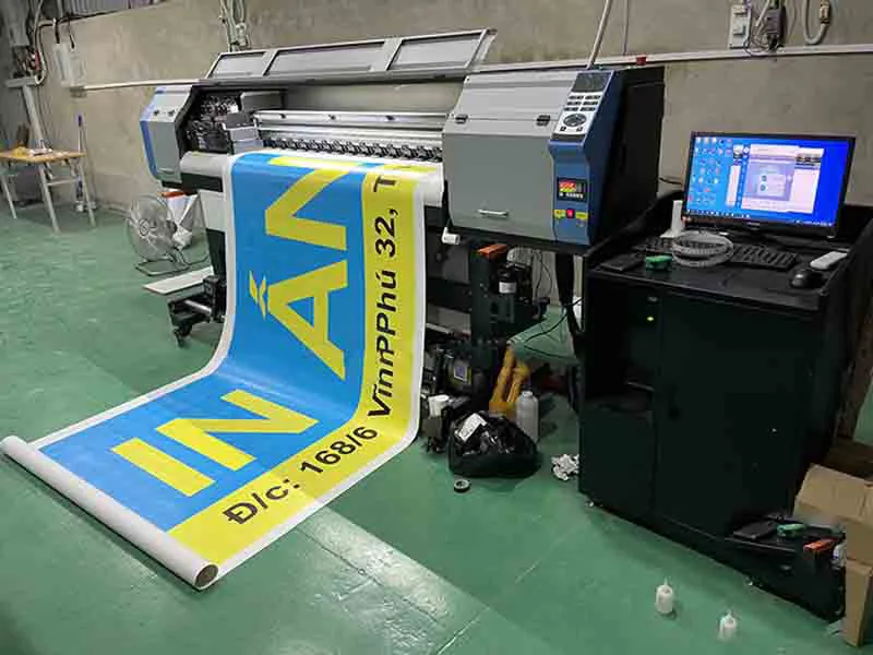 Máy in bạt quảng cáo cũ là gì? Có nên mua khi khởi nghiệp in quảng cáo