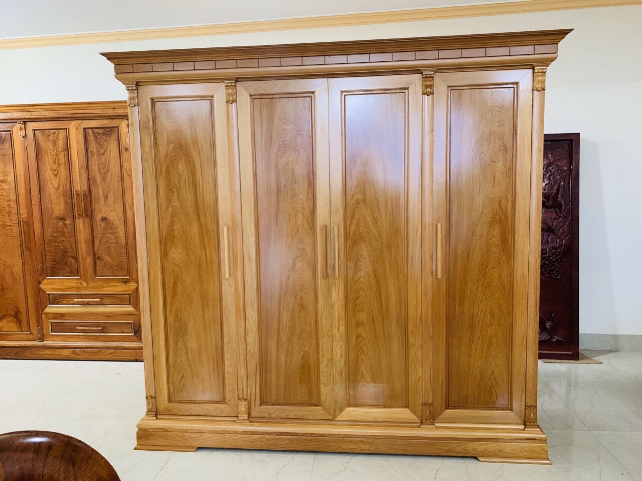 Tủ gỗ Ngọc am tại Long An