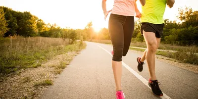 Chạy Trong Mưa Có Làm Bạn Bị Bệnh Không?