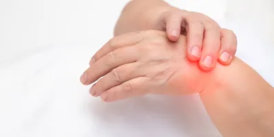 Đau khớp ngón tay có phải là viêm thoái hóa đốt ngón tay không