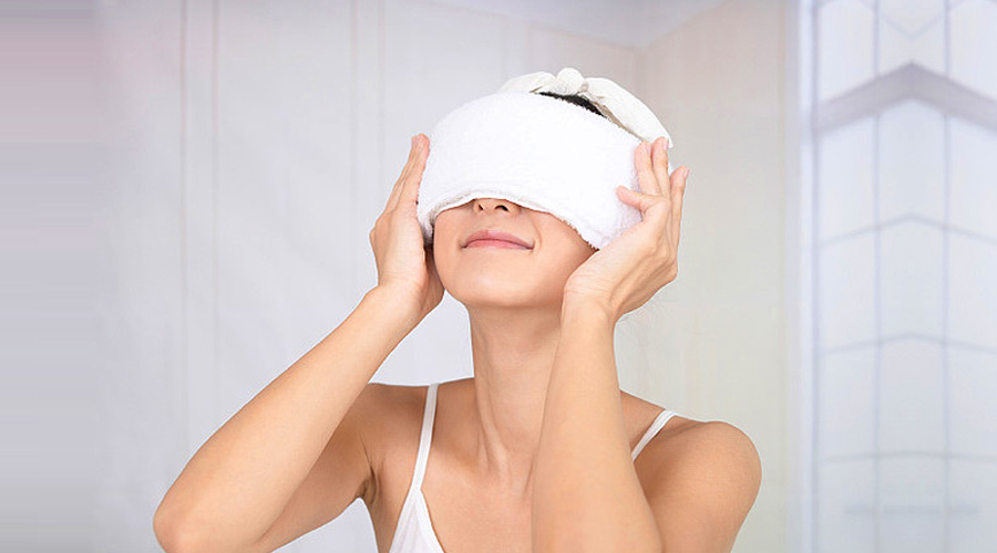Chườm ấm giúp giảm sưng đỏ đau nhức